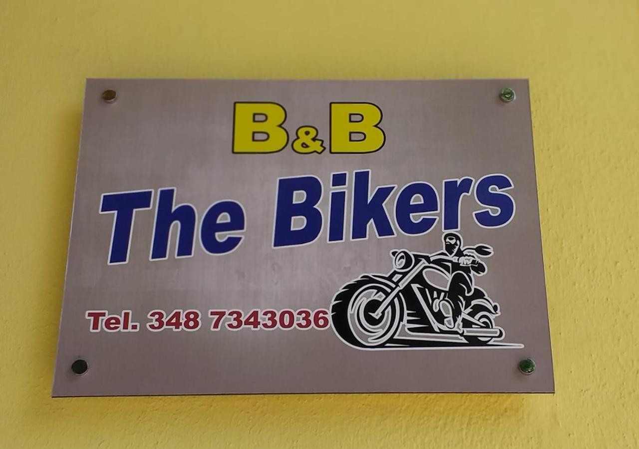 B&B The Bikers Guspini Exterior foto